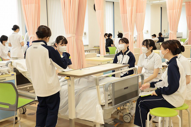 看護学科